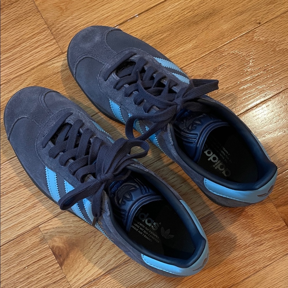 Adidas Gazelle blue suede
